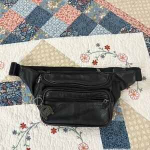Vintage A.P.C. Black Pebbled Leather Fanny